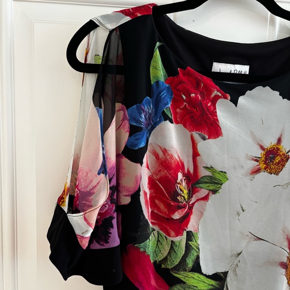 Joseph Ribkoff Black/Multi Floral Chiffon Overlay Slit Sleeve Sheath Dress Sz 8 - Picture 4 of 8